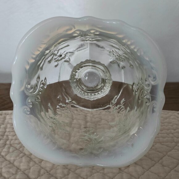 VINTAGE NORTHWOOD EAPG INTAGLIO White Opalescent Spooner Gold Leaf - Picture 6 of 9